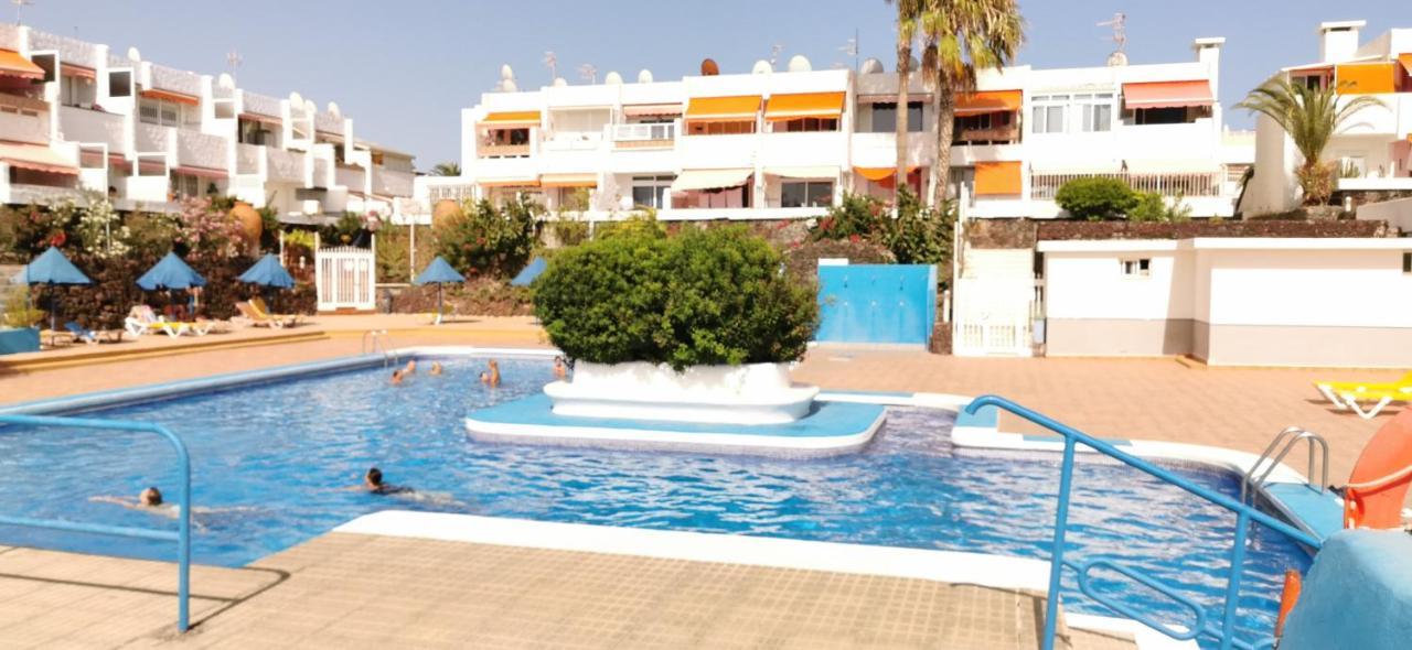 Sunny Apt With Terrace Coastal Area South Arona Arona  Exteriör bild