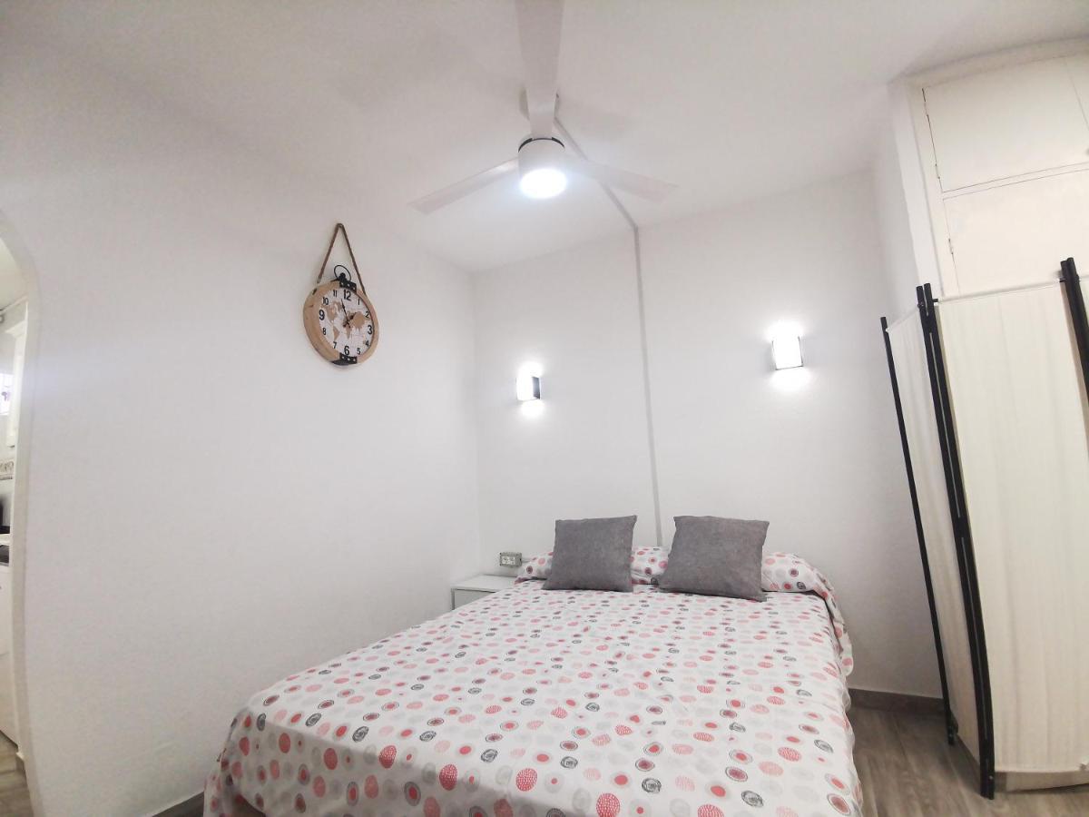 Sunny Apt With Terrace Coastal Area South Arona Arona  Exteriör bild
