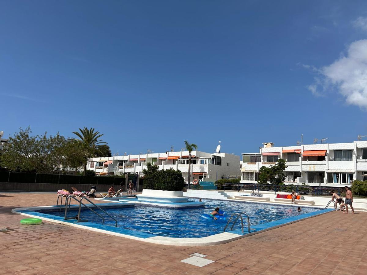 Sunny Apt With Terrace Coastal Area South Arona Arona  Exteriör bild