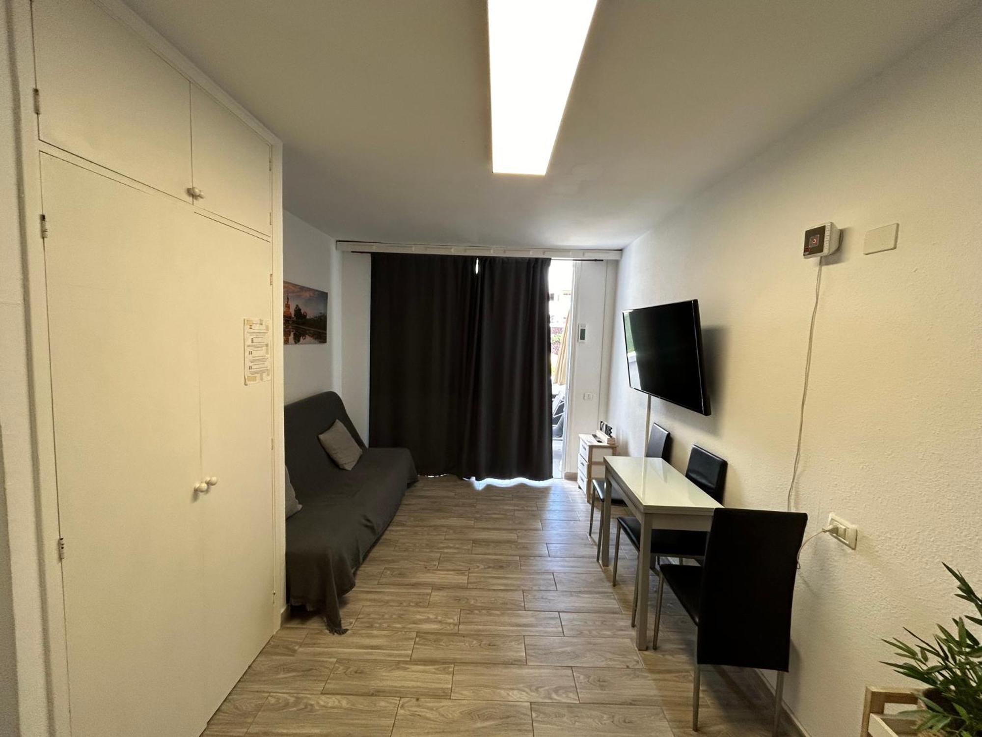 Sunny Apt With Terrace Coastal Area South Arona Arona  Exteriör bild