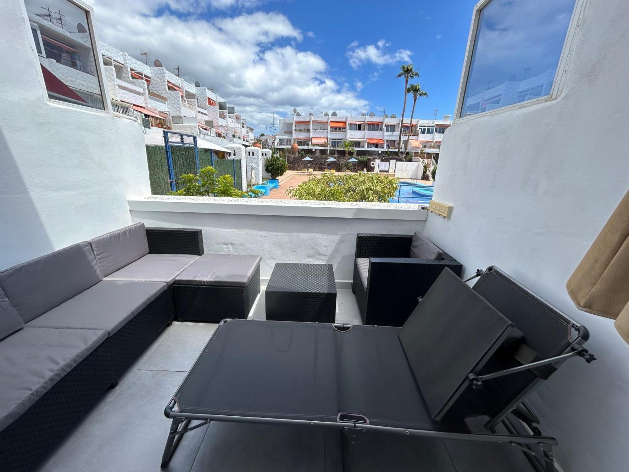 Sunny Apt With Terrace Coastal Area South Arona Arona  Exteriör bild